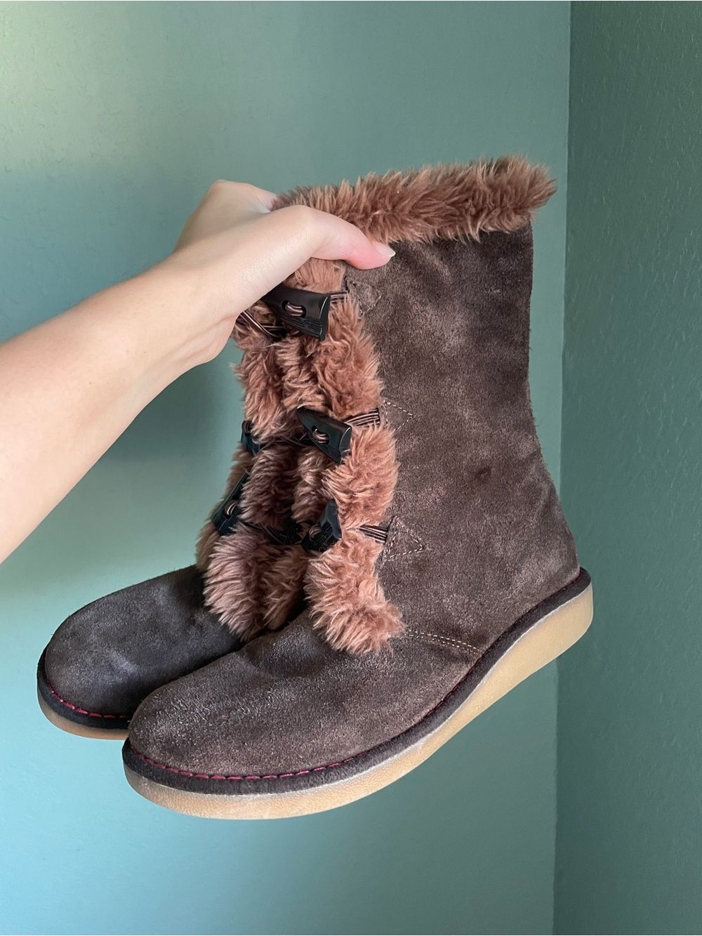 Earth Shoe Wyandot Cabin Suede Leather  Cold Weather Toggle Boots Size 8.5 Brown